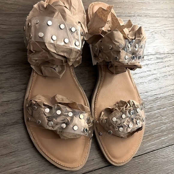 NEW [Sun + Stone] Easten Comfort Insole Clear Studded Flat Sandals Women’s Sz 10 - Picture 4 of 10